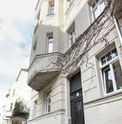 Ideal für Kapitalanleger: Vermiet. 5Raum-Whg. Schleußig mit Stuck, Loggia + Tageslichtbad, Denkmal