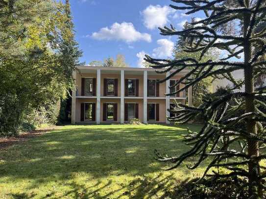 Freistehende Architektenvilla in bester Wohnlage des Bonner Venusbergs