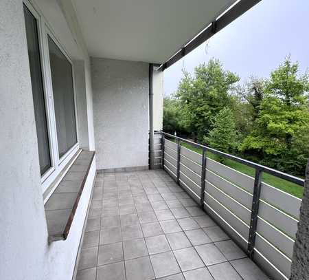 // tolle 3 Zimmer Wohnung mit Balkon in super Lage //