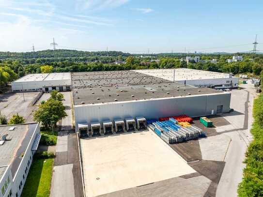 Revitalisierte Lagerhalle mit Rampen in Gelsenkirchen