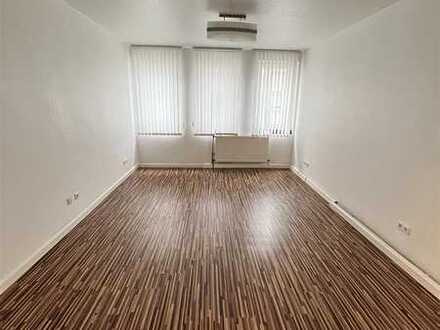 Gut geschnitte Büro- / Praxisfläche mit Balkon in der Elisabethstraße