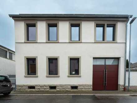 Büro- / Praxisgebäude im Herzen von Plankstadt