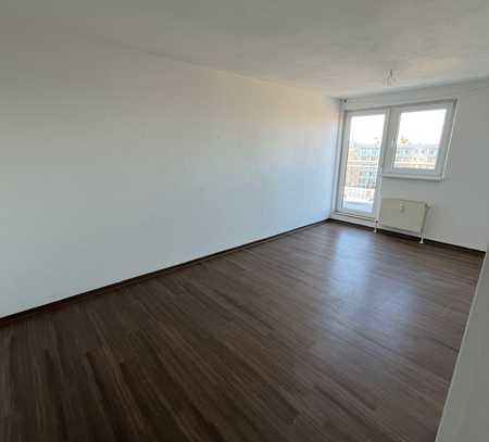 Gemütliche 2-Zimmer-Wohnung mit großem Balkon im beliebten Stadtteil Sudenburg