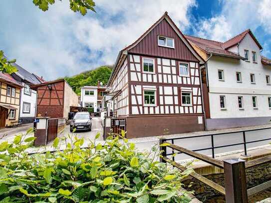 Gepflegtes Einfamilienhaus mit Garage und großer Dachterrasse in Unterwirbach