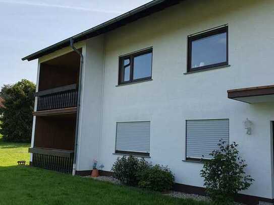 3 ZKB, ca. 80 qm, Balkon, Keller und Garage in ruhiger Feld- und Waldnähe