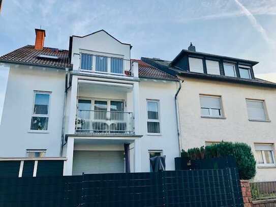 Von Privat: Verkauf einer charmanten 2-Zimmer-Dachgeschosswohnung in Mainz-Hechtsheim
