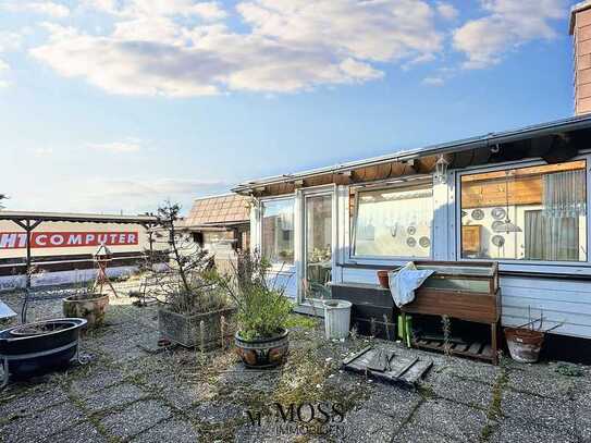 Großzügiges Penthouse mit riesiger Terrasse und viel Entwicklungspotenzial