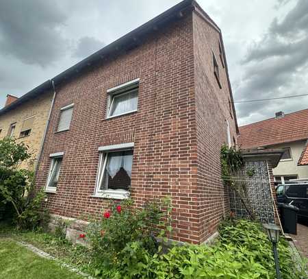 *Schoningen* Zweigeschossige Doppelhaushälfte mit Nebengebäude * Wfl. ca. 175 m ² * GS ca. 335 m² *