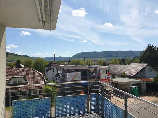 Schöne ,gepflegte 3 1/2-Zimmer-Wohnung mit großem Balkon in Metzingen