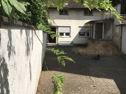 Umkreis 1 km, Haus+Grundstück mit Amtlichen Bodenrichtwert =4.600,€/m². Direkt vom Eigentümer.