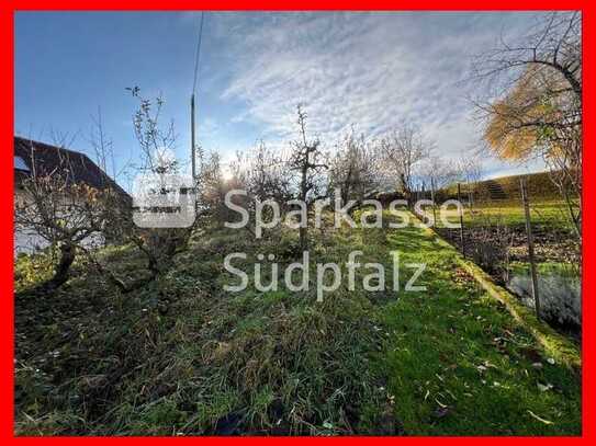 Baugrundstück in Randlage mit schönem Ausblick