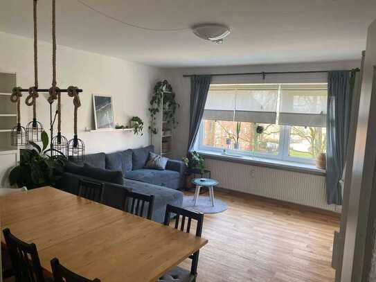 Helle 4 Zimmer Wohnung in ruhiger Lage zu vermieten