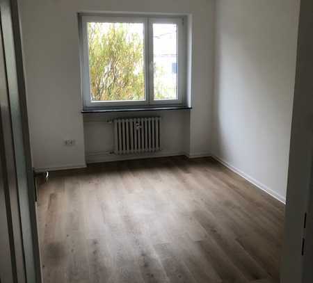 Erstbezug nach Sanierung mit Balkon: exklusive 3-Zimmer-Wohnung in Würzburg