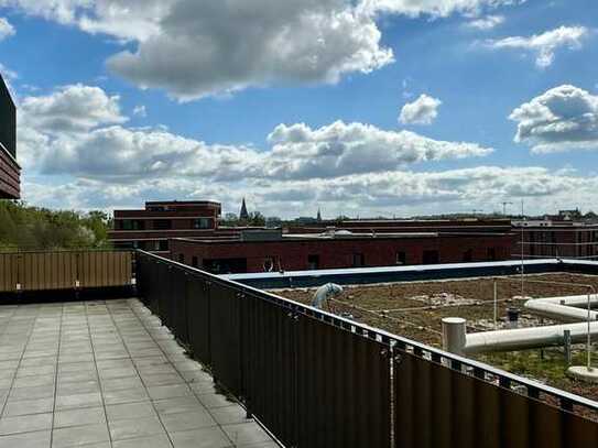 Riesige Dachterrasse in erster Lage am Wasser - eine Etage für sich (Erstbezug)