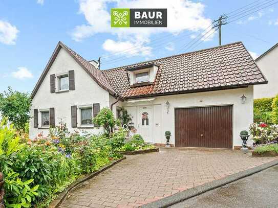 360° I Gemütliches Familiendomizil mit Garten und Garage: Wohnen im Herzen von Bierstetten!