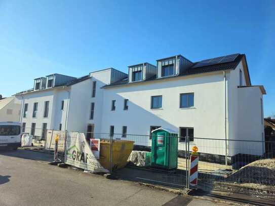 Große Erdgeschosswohnung mit Terrasse in Gaimersheim