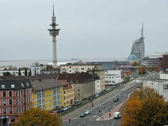 Schöne 4-Zimmer-Wohnung mit traumhaften Ausblick und EBK in Bremerhaven