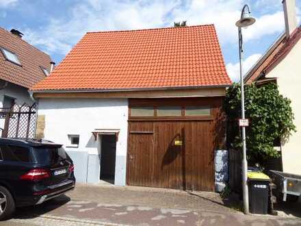 freisteh. 1-Fam.-Haus (83 m² Wfl.) weitere Wfl. durch Ausbau der Scheune möglich -- in Winzerhausen