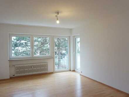 Ihr neues Zuhause mit moderner EBK und Balkon, ruhige Lage