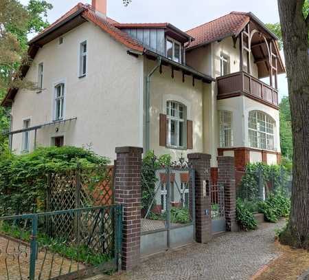 Wohnen und Arbeiten in Landhausvilla - Babelsberg Nord