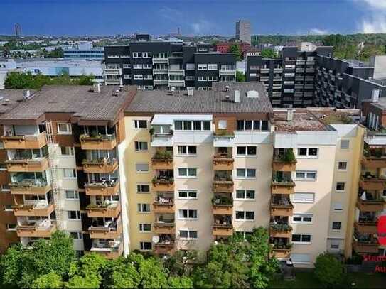 renovierungsbedürftiges Penthouse, Nähe Uni