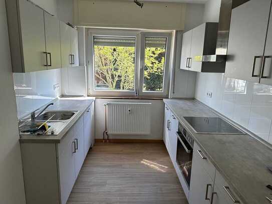 Helle & sanierte 2-Zimmer-Wohnung in Obertshausen