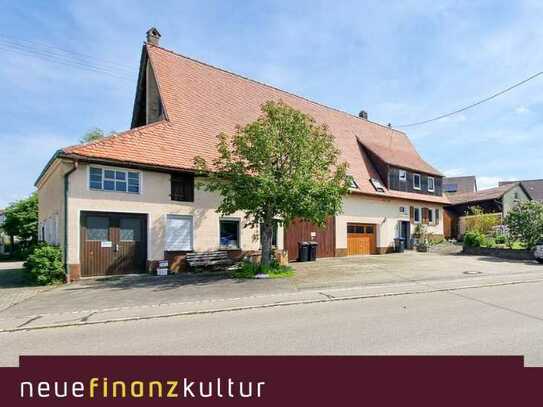 PROVISIONSFREI !!! Hier wurde Saniert ! Einfamilienhaus mit Werkstatt/ Scheune/ Garagen und Garten