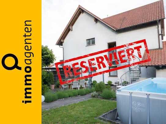 **Reserviert** Großzügiges Zweifamilienhaus in ruhiger Lage von Laumersheim