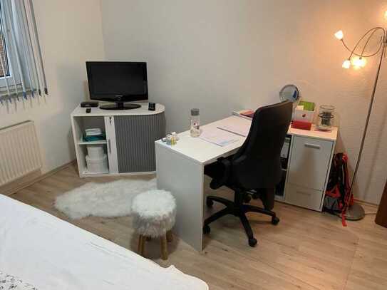 Einzimmerappartement in Studentenwohnheim - Nur für Studenten!