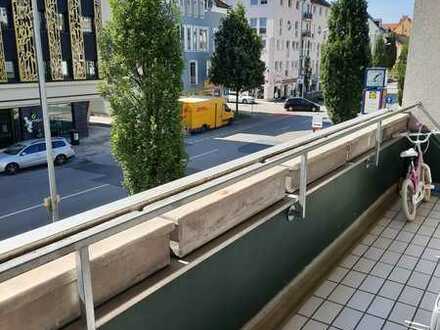 Helle 2-Zi-Wohnung im 1. OG mit großer Süd-Terrasse