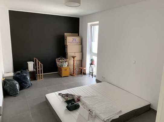 Gehobene 1,5-Zimmer-Wohnung im 1.OG mit Balkon in Philippsburg