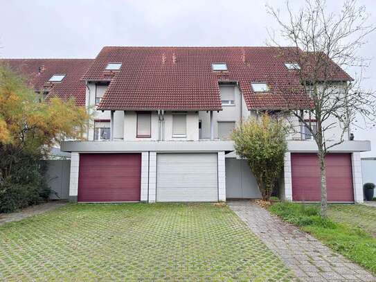 Hochwertig ausgestattetes Reihenhaus, nice townhouse in quiet location