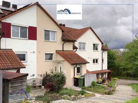 Neuwertiges RAUMWUNDERHAUS, Platz für die ganze Familie - mehr Charme geht nicht!