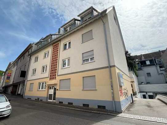 Kapitalanlage zum Paketpreis: Zwei Wohnungen und Gewerbeeinheit in der Freiburger Innenstadt