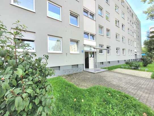 Attraktive 4,5-Zimmer-Wohnung mit Balkon in ruhiger Lage – in Seenähe!