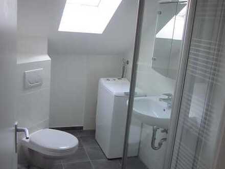 Provisionsfrei in voll möblierte und helle Wohnung mit Ausblick einziehen