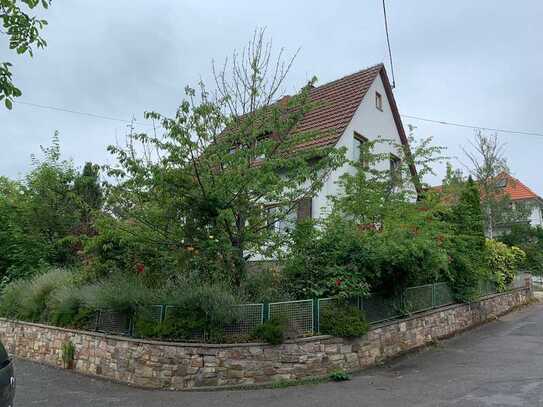 Freistehendes Einfamilienhaus in sehr guter Lage von Wiesbaden-Kohlheck