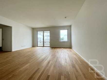Hochwertige Neubau 4-Zimmer-Wohnung mit Balkon, Aufzug und Tiefgaragenstellplatz!