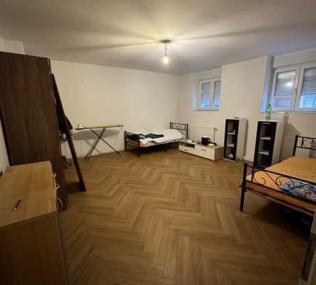 Schöne zentrale 2 Zimmer Wohnung im Herzen Mannheims