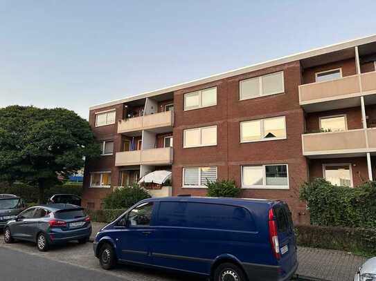 Erstbezug nach Teilsanierung - 2,5-Raum-Wohnung mit Balkon in Oldenburg