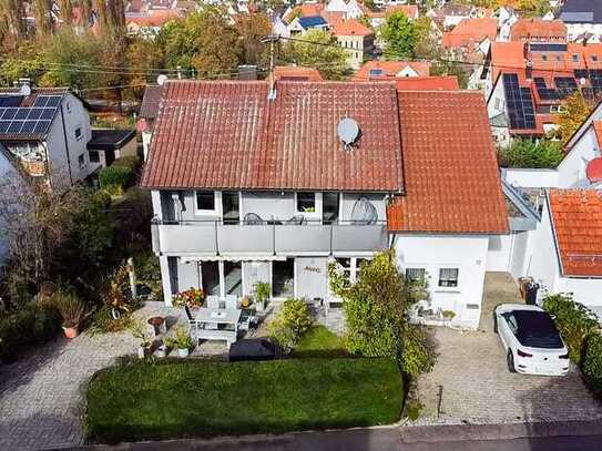 Exklusives Einfamilienhaus in Nordheim: Stilvolle Wohnqualität mit wunderschönem Garten und vielseit