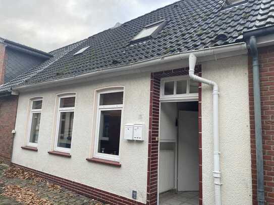 Kleines Stadthaus in Verden mit Ausbaupotenzial in Innenstadtnähe - ideal für Handwerker