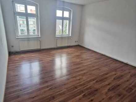 niedliche, zentral gelegene 2-Raumwohnung