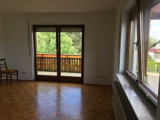 Lichtdurchflutete 1-Zimmer-Wohnung mit Balkon und EBK in Linden