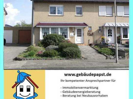 RESERVIERT!! Provisionsfrei! Gepflegte Doppelhaushälfte in begehrter Lage von Ratheim