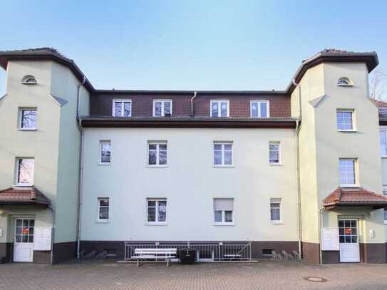 Bezugsfreie 3-Zi.-Wohnung mit West-Balkon, Pkw-Stellplatz und guter Infrastruktur in ruhiger Lage