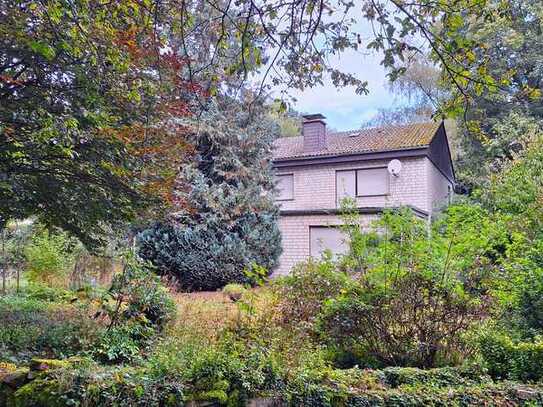 Großes Haus in Sundern mit großem, naturnahem Grundstück