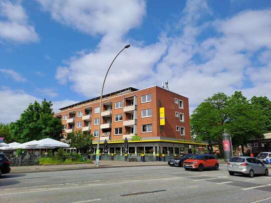 modernisierte 2-3/2-Zimmer-Wohnung in zentraler Lage