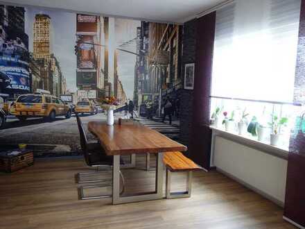 Moderne Wohnung mit hochwertiger Einbauküche und Sonnenterrasse