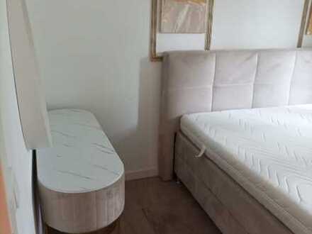 Erstbezug nach Sanierung: stilvolle 2-Zimmer-Wohnung mit EBK und Balkon in Berlin